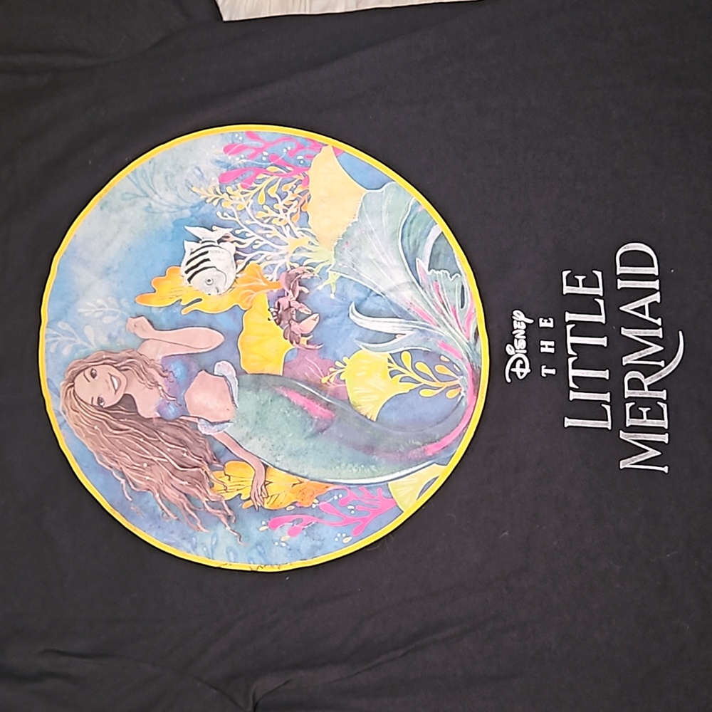 Disney The Little Mermaid Graphic T-Shirt | Black | Size Medium - Picture 2 of 5